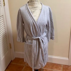 Lightweight robe